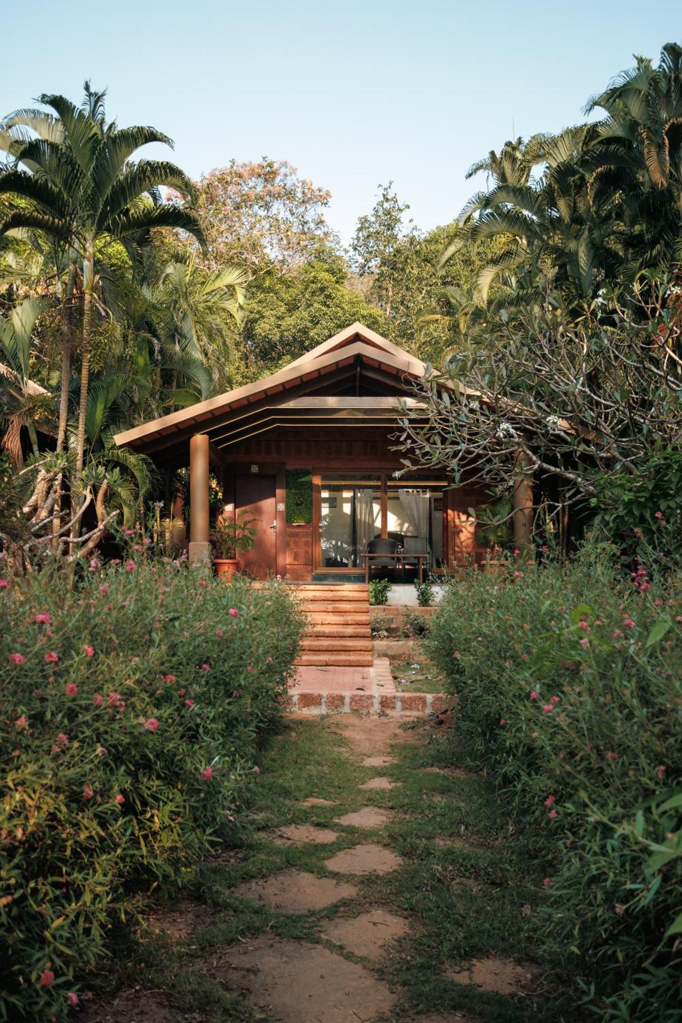 Sai Vishram Beach Resort Bainduru 外观 照片