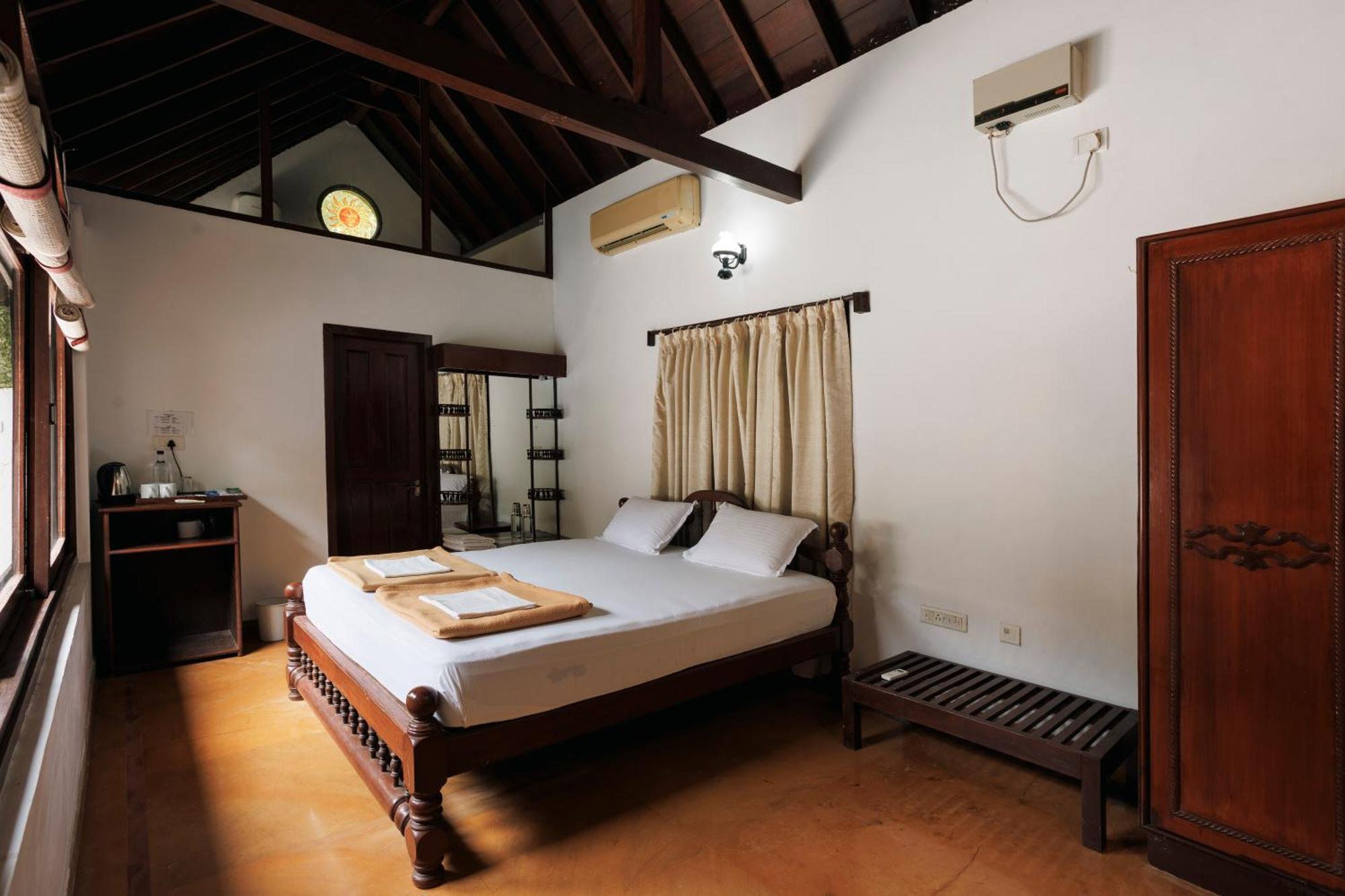Sai Vishram Beach Resort Bainduru 外观 照片