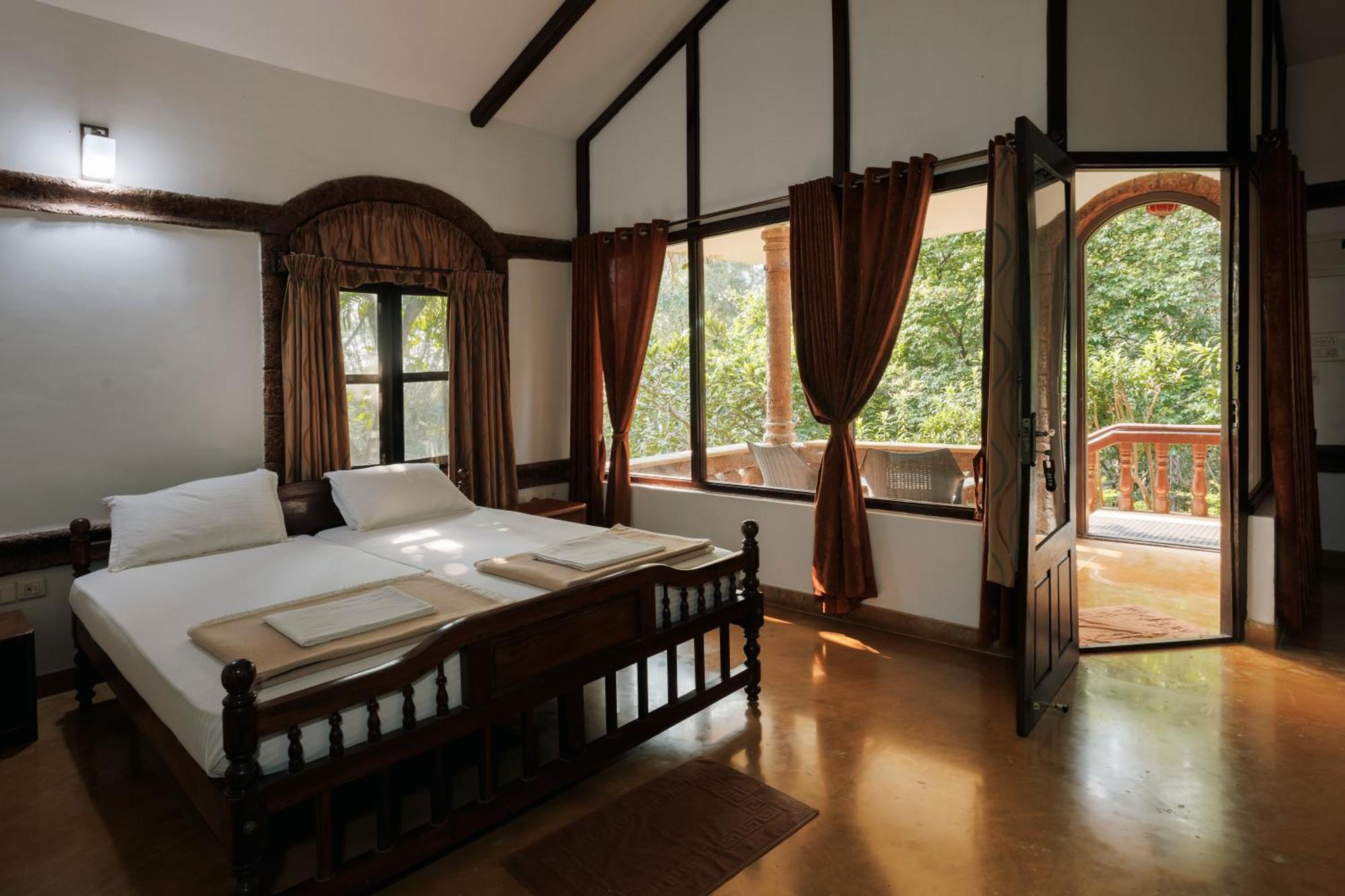 Sai Vishram Beach Resort Bainduru 外观 照片