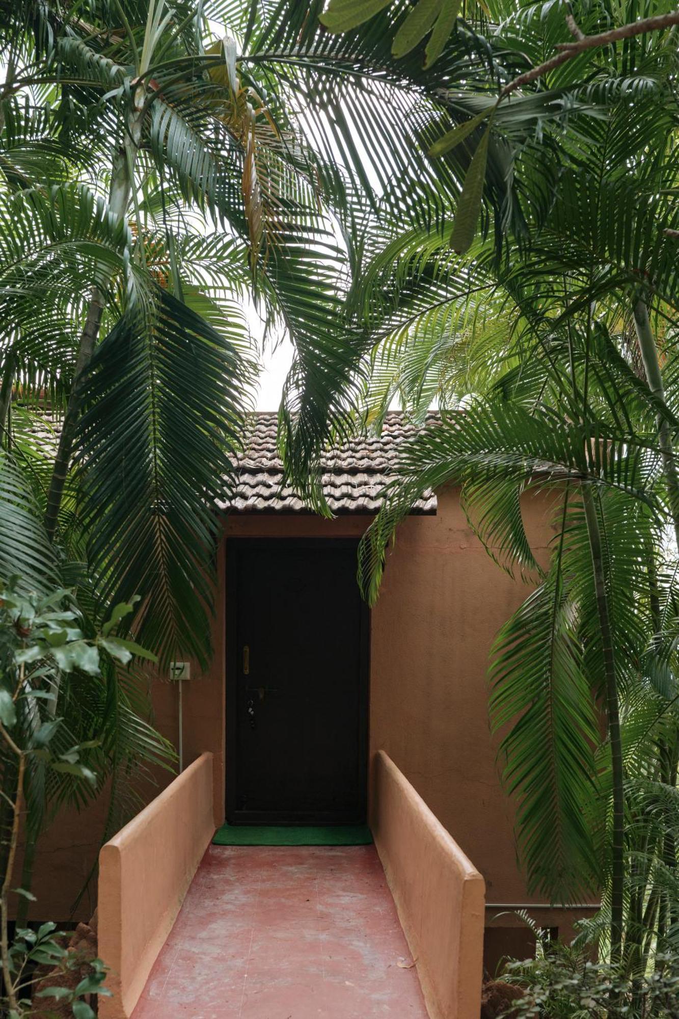 Sai Vishram Beach Resort Bainduru 外观 照片